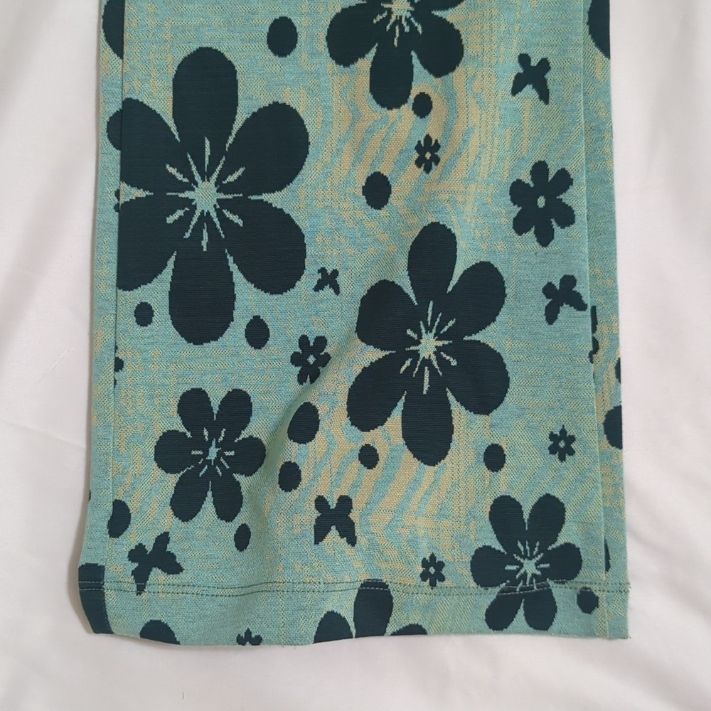 Urban Outfitters Bryn Pull-On Flare Pant, Color Green Floral Size S/P. - Picture 8 of 16